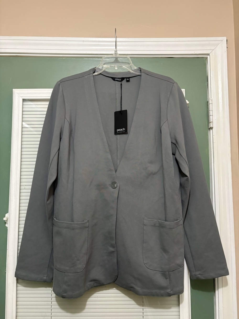 NWT Peach Women’s Storm Gray Ponte Power Blazer Gym Career Size Large